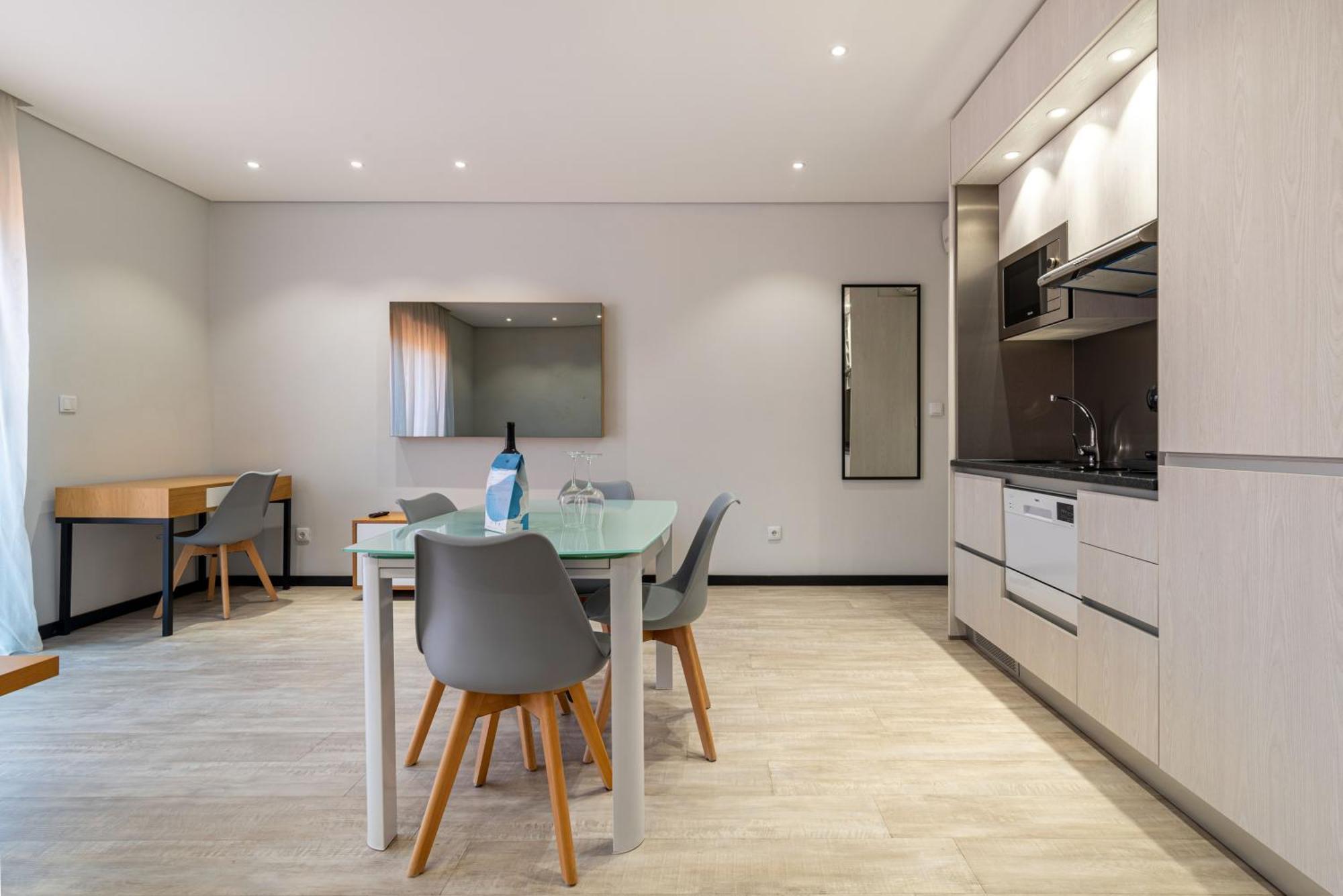 Smartr Porto Gaia Vila Nova de Gaia Exterior photo