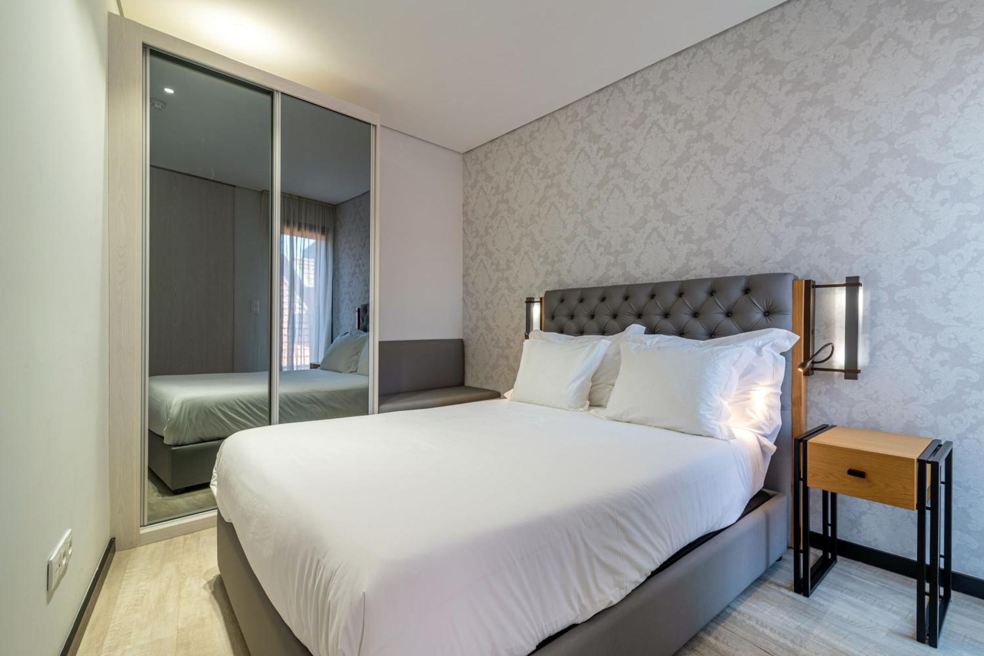 Smartr Porto Gaia Vila Nova de Gaia Exterior photo